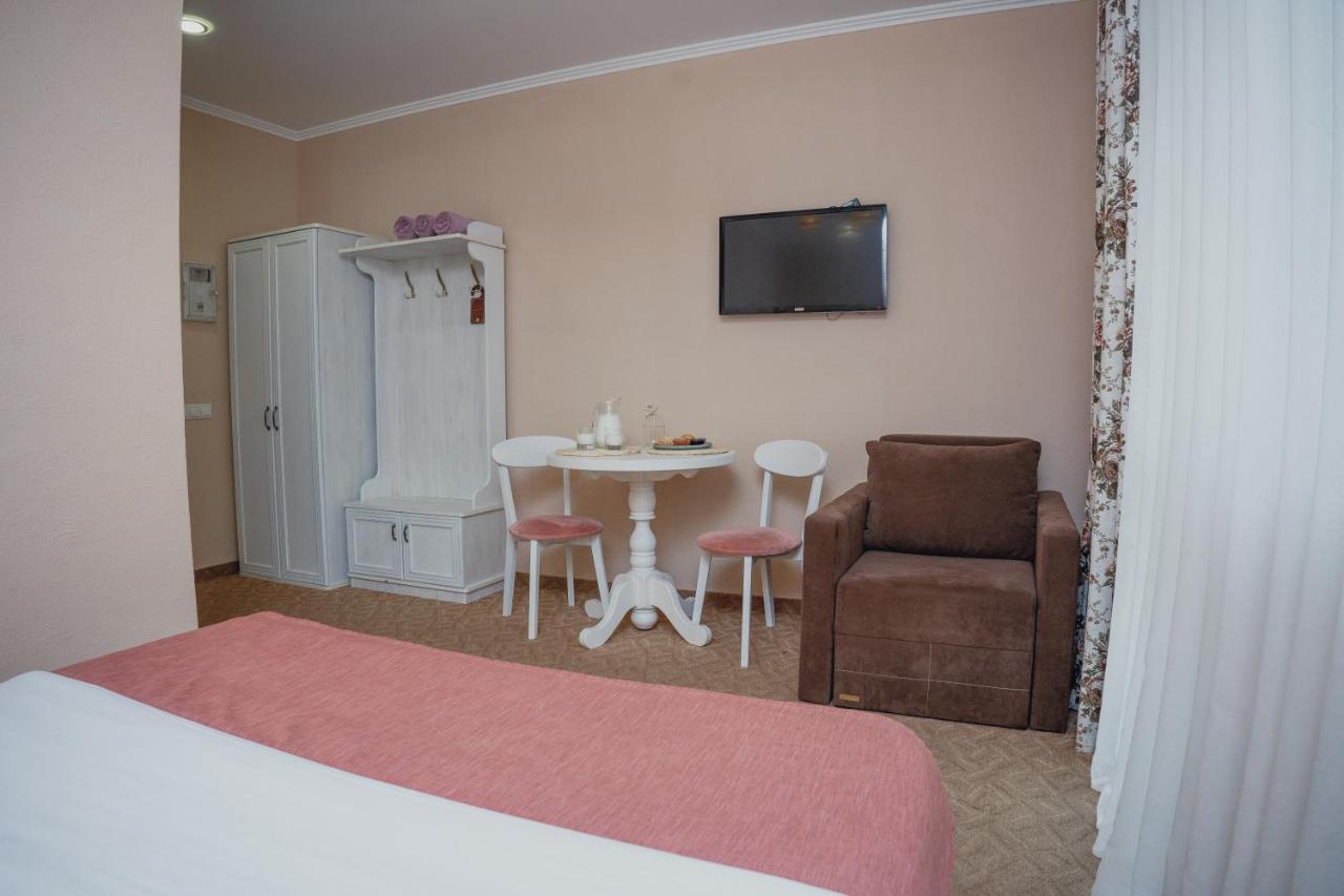 Hotel&Restaurant Premium Club Yaremche Exterior foto