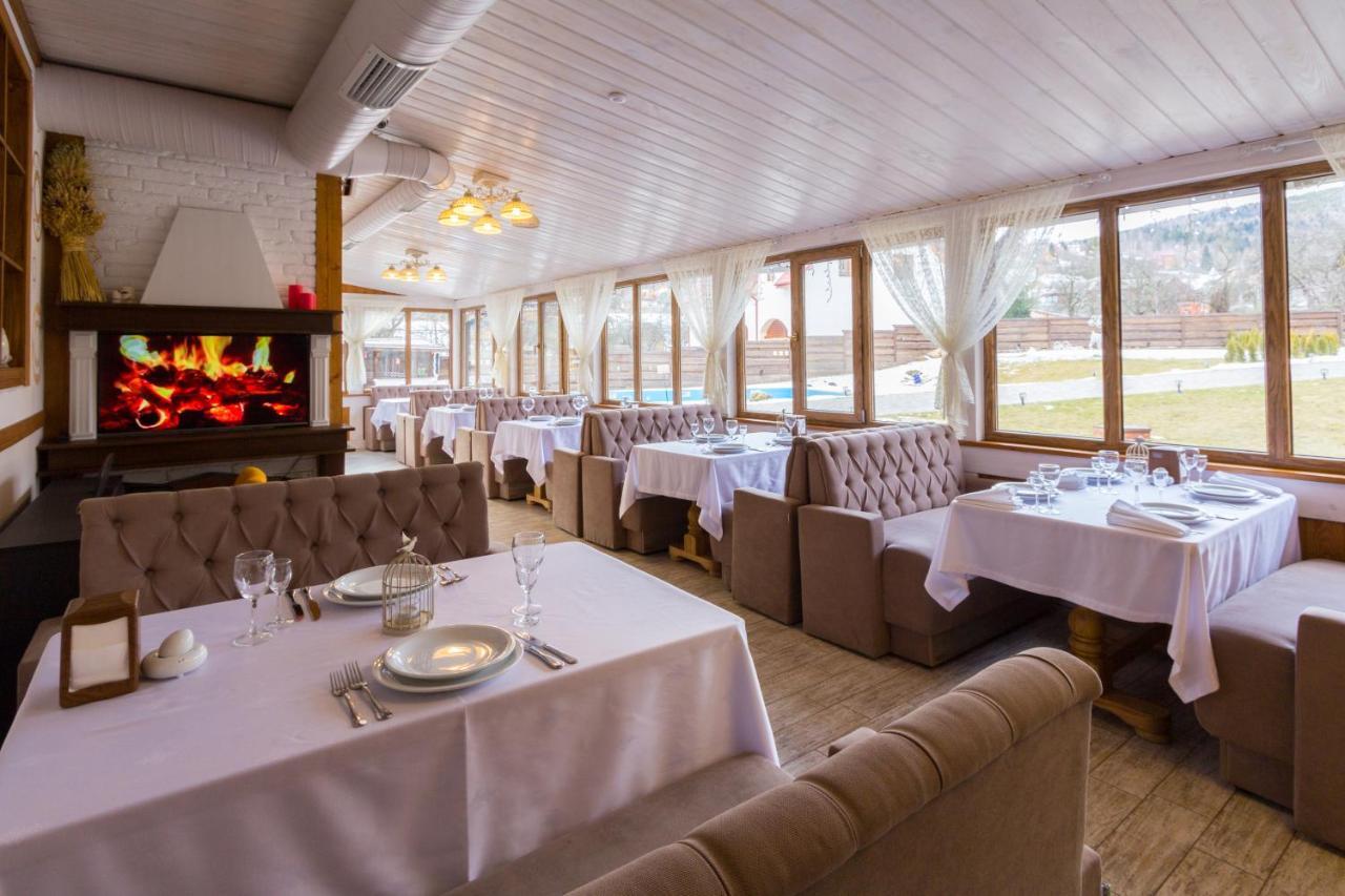 Hotel&Restaurant Premium Club Yaremche Exterior foto